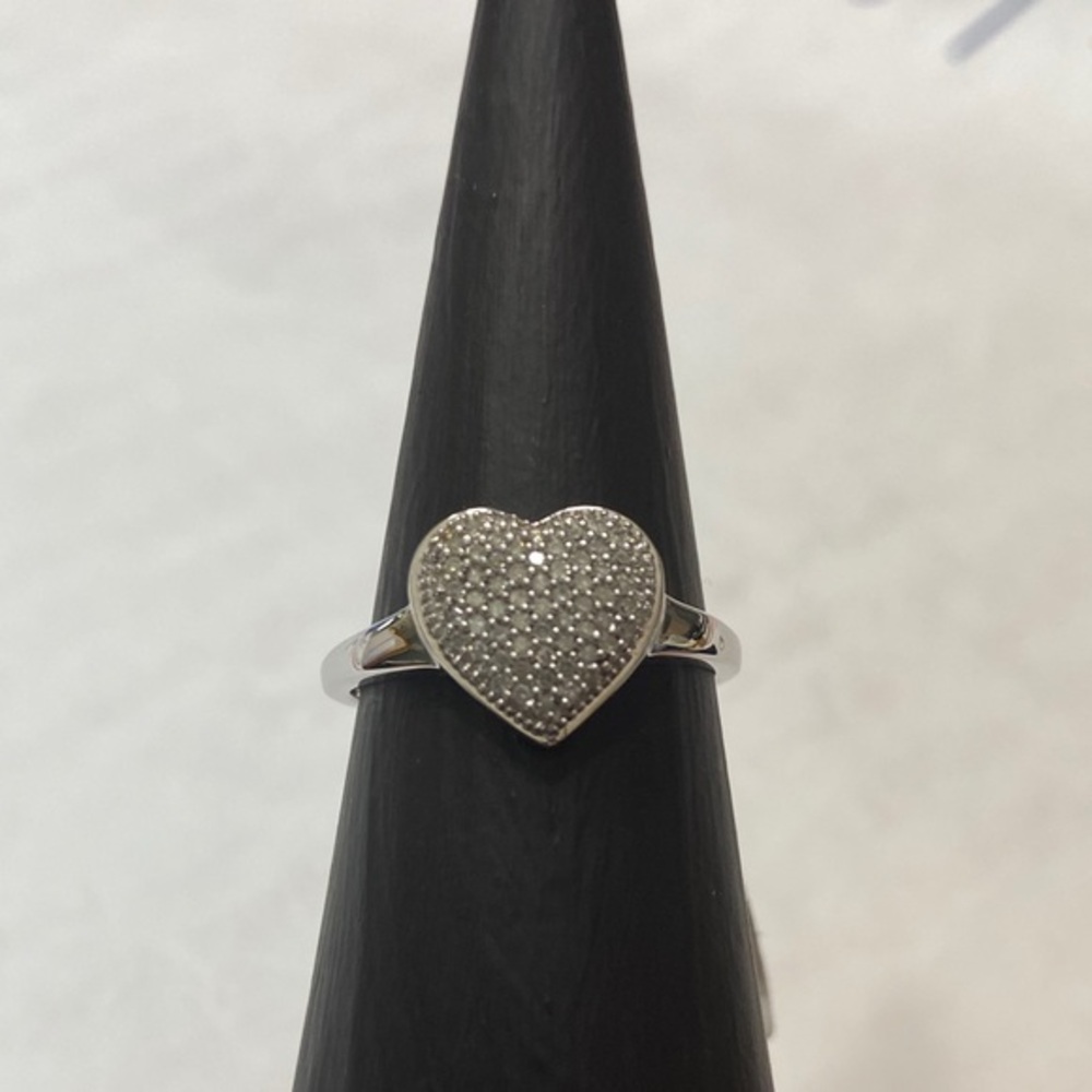 JTV Sterling Silver Heart Diamond accent ring!